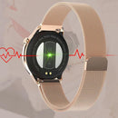 Montre connectée femme "Fall In Love Luxury" avec design moderne, Bracelet doré